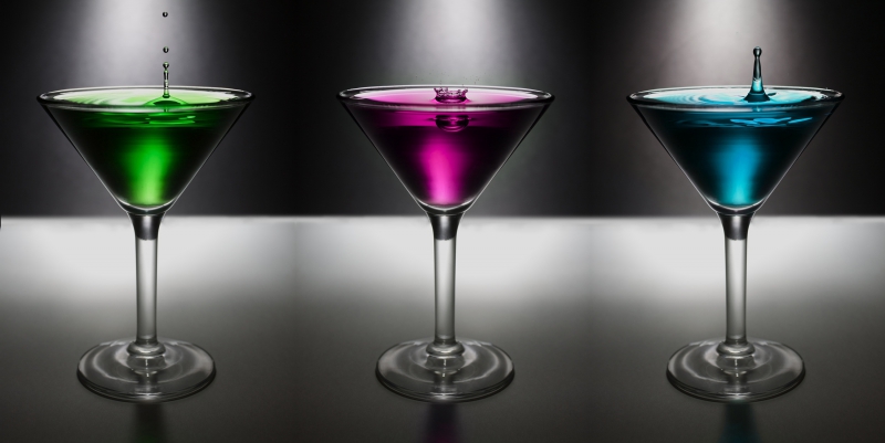 discotheque-TRANS EN PROVENCE-min_water-drop-glass-bar-celebration-green-832603-pxhere.com